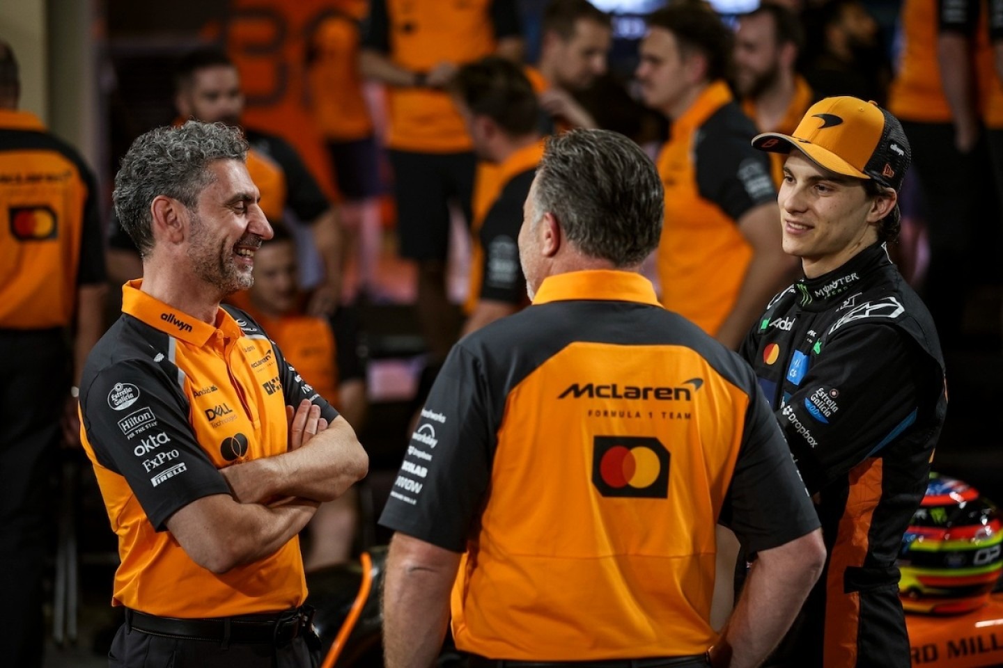  és  - Elképesztő szabályokat vezetett be a McLaren Norris és Piastri számára - itt vannak a részletek!