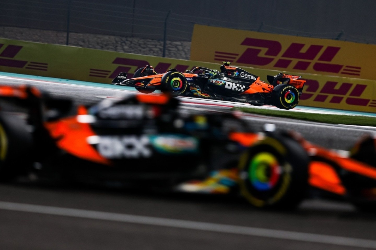 és - F1: szombati menetrend, időjárás, és tv-közvetítések