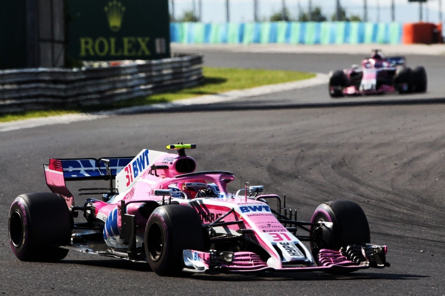  és  - Ocon: ezért ütköztem olyan gyakran Perezzel a Force Indiánál