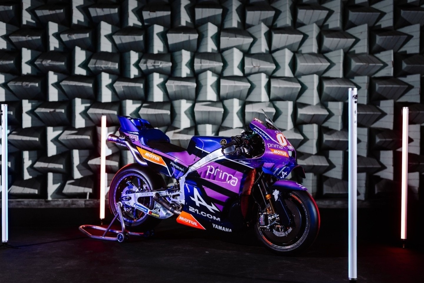  - Bemutatkozott Razgatlioglu első MotoGP-s masinája – ilyen a Pramac 2026-os festése