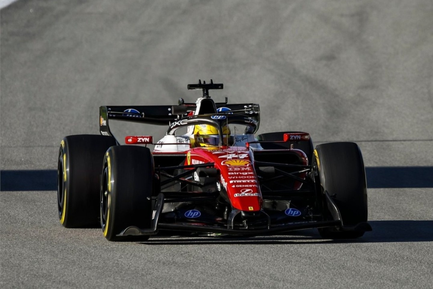  - Hamilton nem siet az ítélkezéssel a Ferrariról: „Még túl korai lenne bármit kijelenteni”