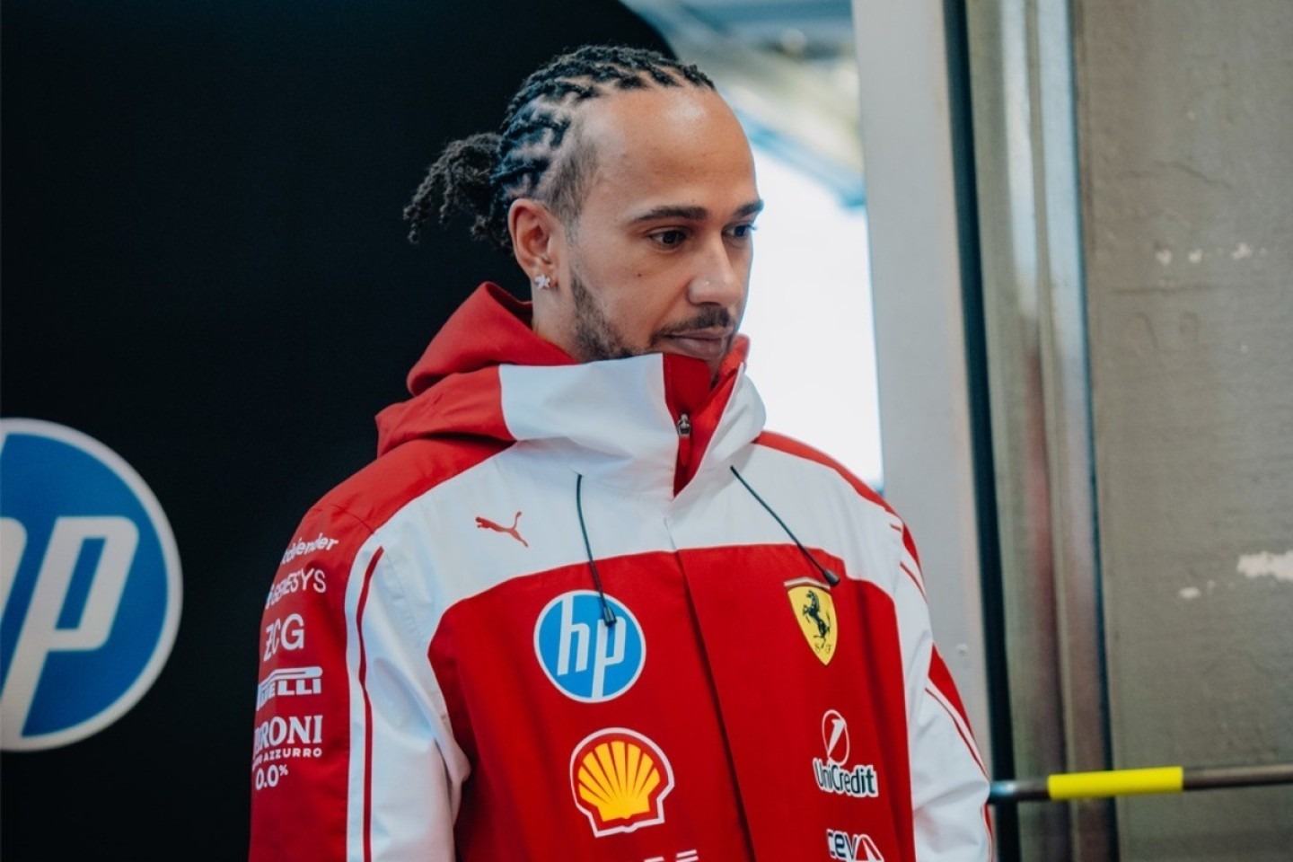  - Hamilton eladta az összes sportautóját – nem fogod elhinni, mit vesz helyettük!