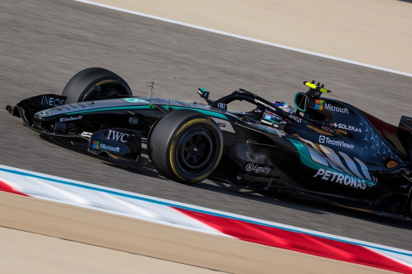  és  - Bahreini teszt, 5. nap: Antonelli az élre repítette a Mercedest, az Aston Martin rémálma tovább folytatódik