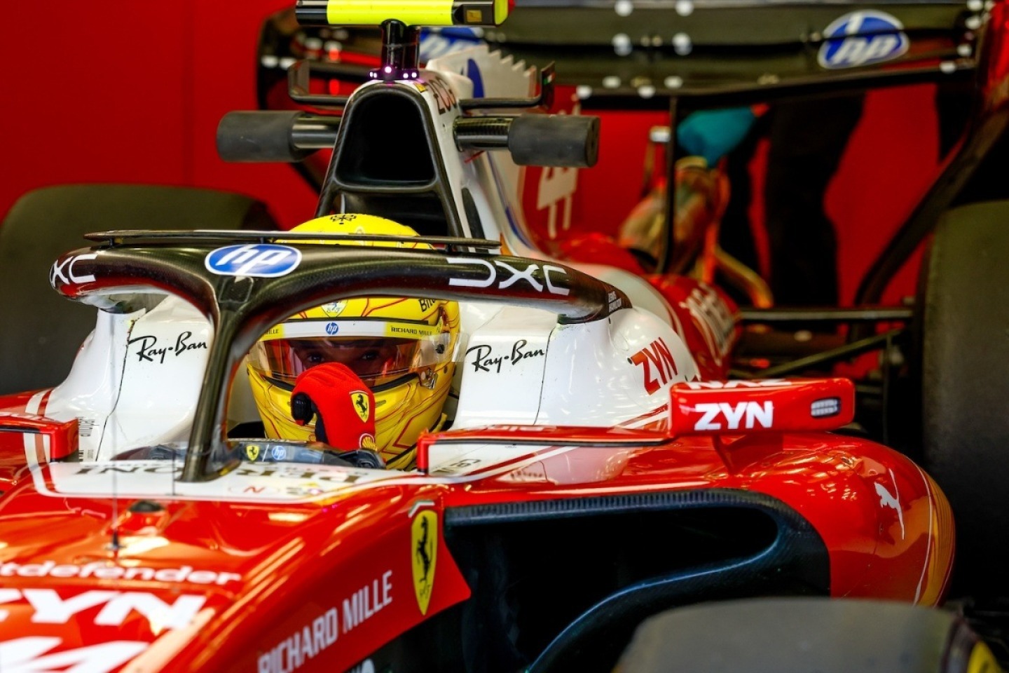 és  - Megvizsgálta az FIA a Ferrari trükkös hátsó szárnyát, és döntést is hozott róla
