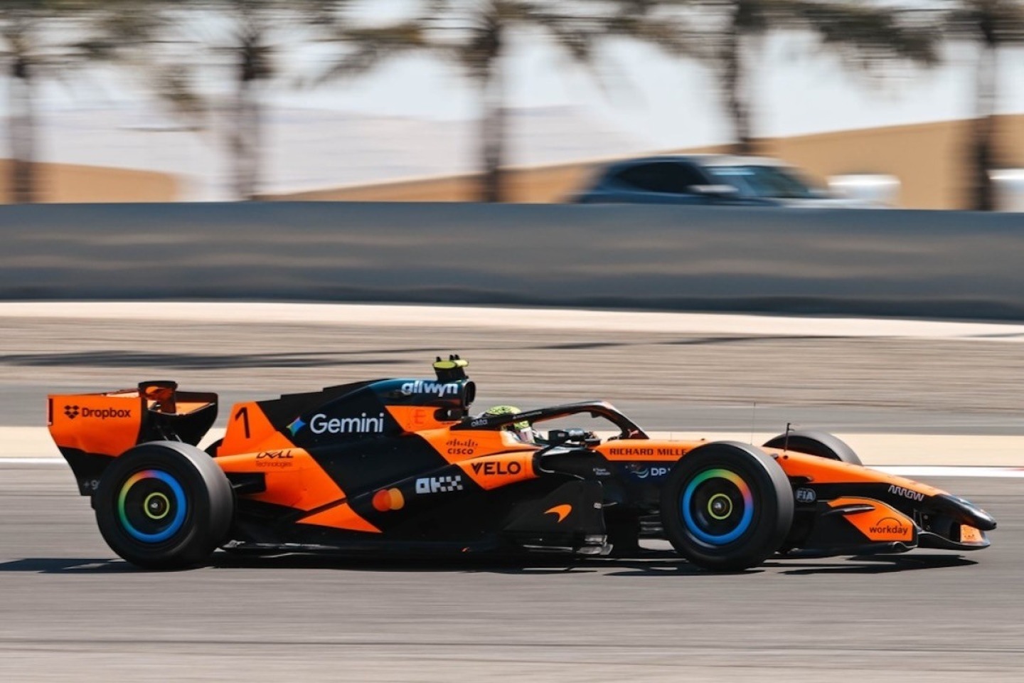  és  - Sokat javult a McLaren autója, a csapatnál is érezhetően kevesebbet panaszkodnak rá