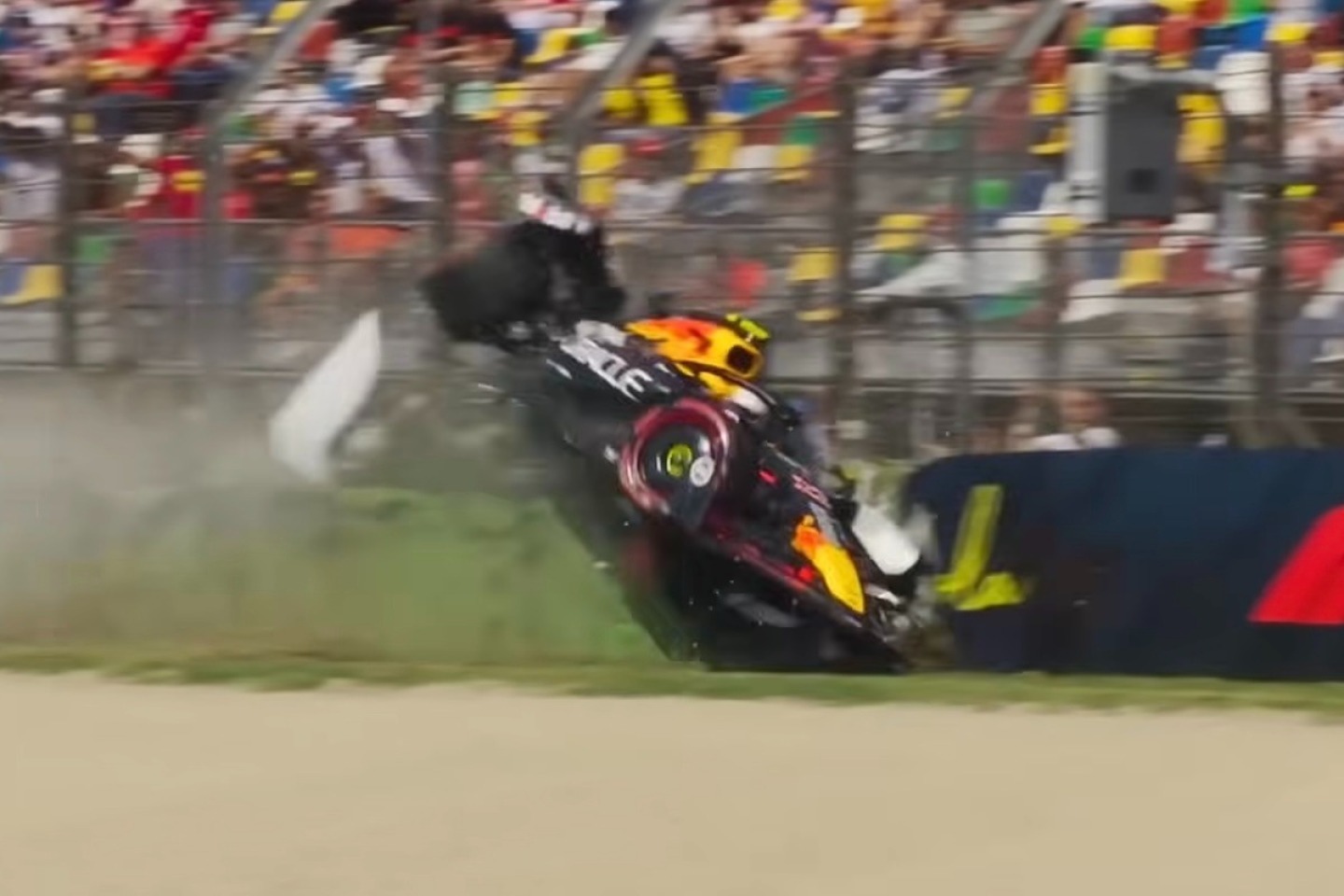  és  - Megérkezett a Drive to Survive 8. évadának előzetese – dráma, új arcok és Hamilton Ferrarija