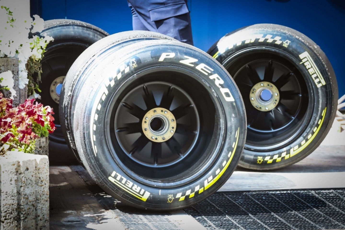  és  - Tönkreteszi a Pirelli az F1-es futamokat?