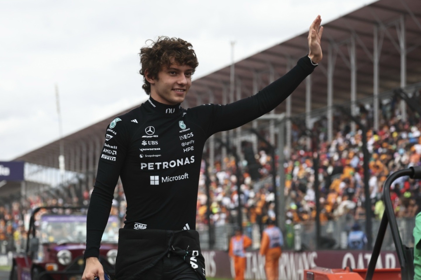  és  - Wolff szerint Antonelli a nehezebb úton tanulja a Forma-1-et