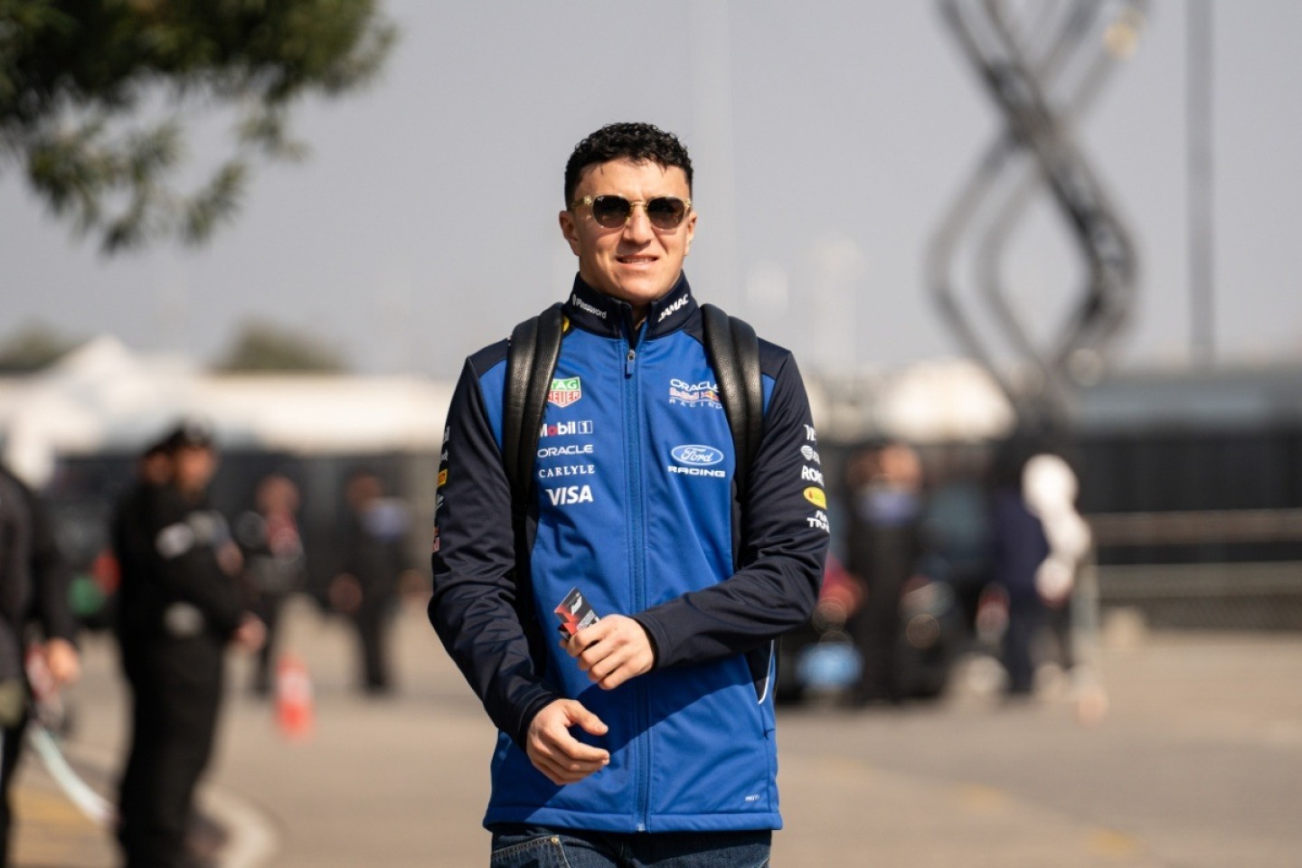  és  - Hadjar máshogy látja az új F1-es szabályokat mint Verstappen