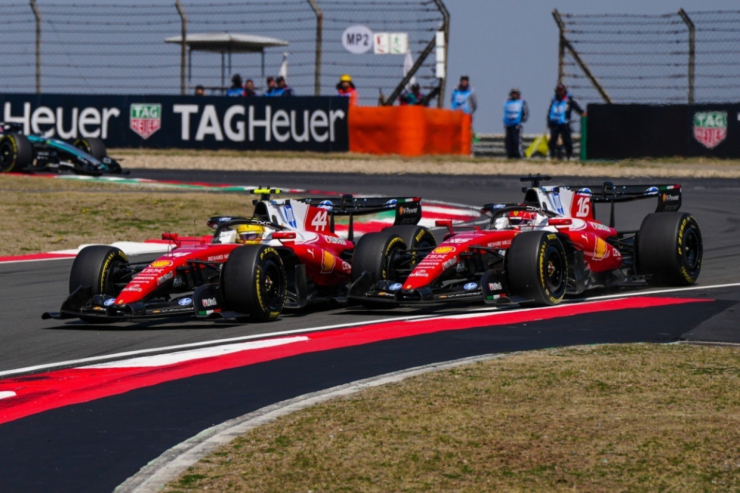 és - Hamilton dobogóra lépett, de Coulthard taktikai hibát látott a Ferrarinál