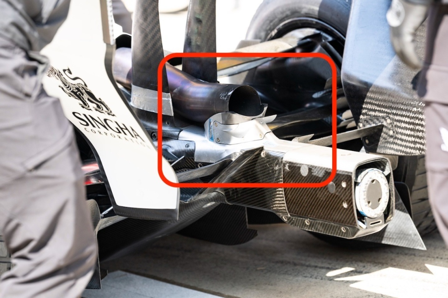Zseniális kiskapu: a Haas gátlástalanul lemásolta a Ferrari fegyverét!