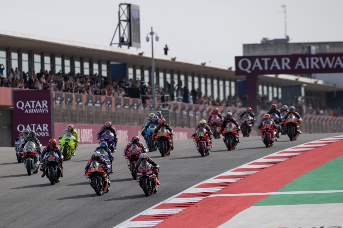 Megmenekülhet a MotoGP sivatagi futama, de a naptár teljesen felborul
