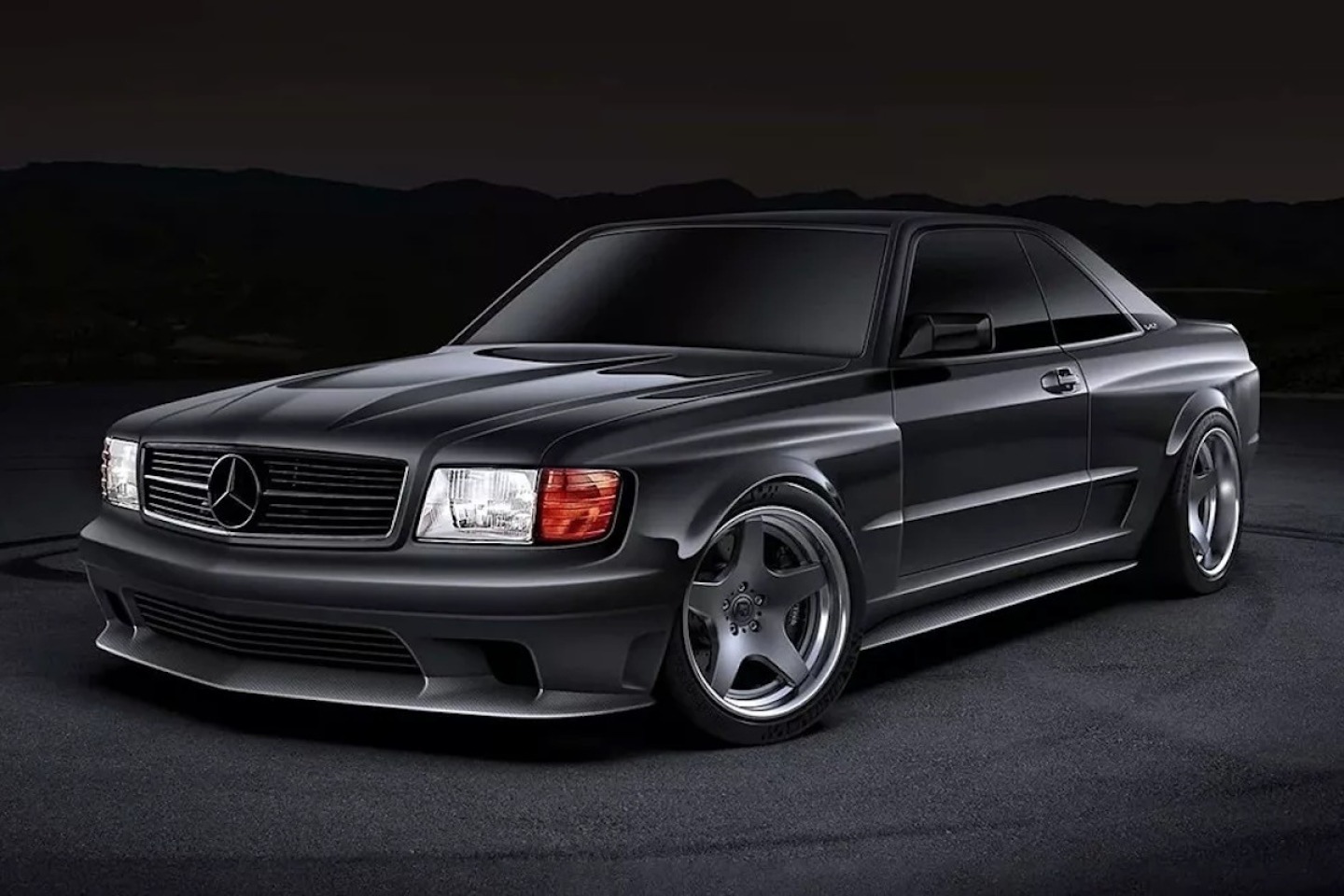Visszatér a nyolcvanas évek Mercedes-legendája: brutális V12-est kapott a SEC