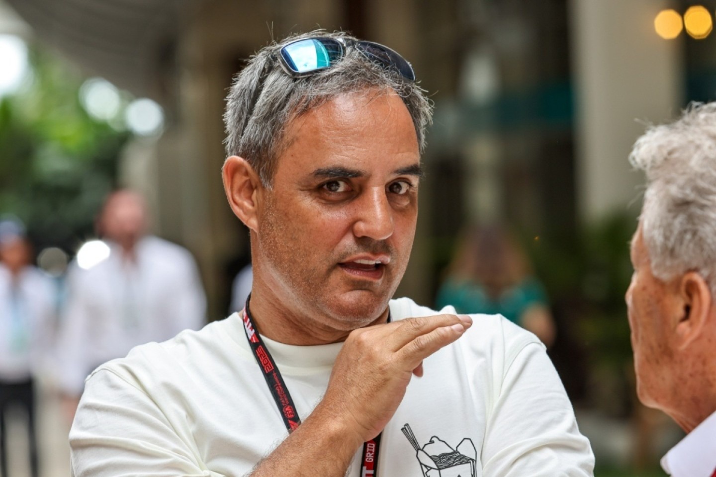  és  - Montoya kőkeményen beszólt: az akkumulátor érdemelné a pezsgőt, nem a pilóta