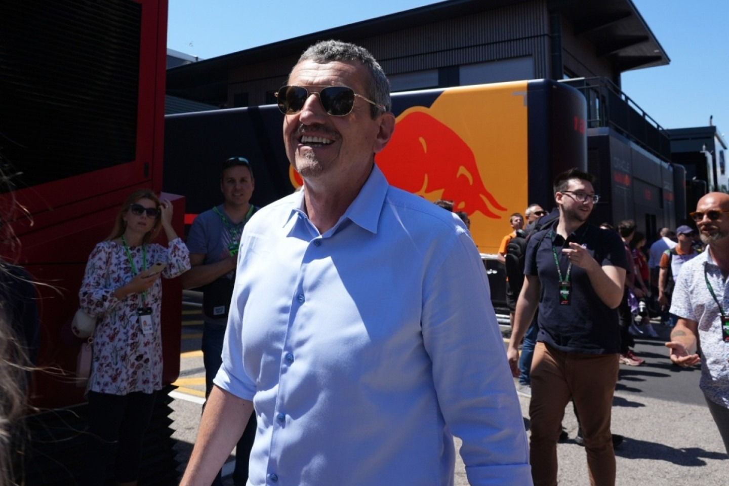 és  - Günther Steiner kíméletlen jóslata: ez a csapat fogja letarolni a Ferrarit a kényszerszünet után