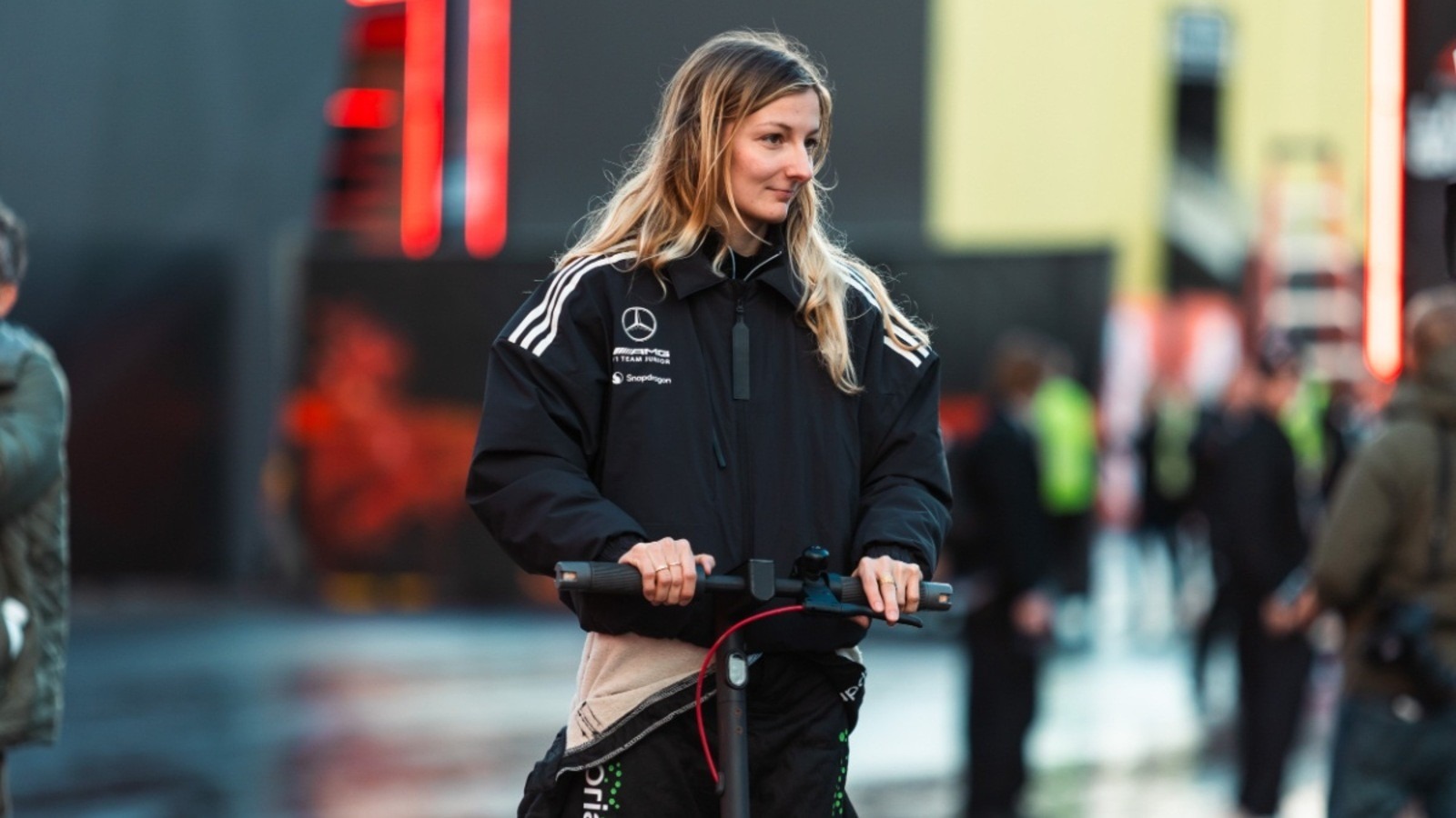 Szép dolog a Mercedestől a tesztlehetőség, de valószínűleg sohasem látjuk majd az F1-ben Doriane Pin-t