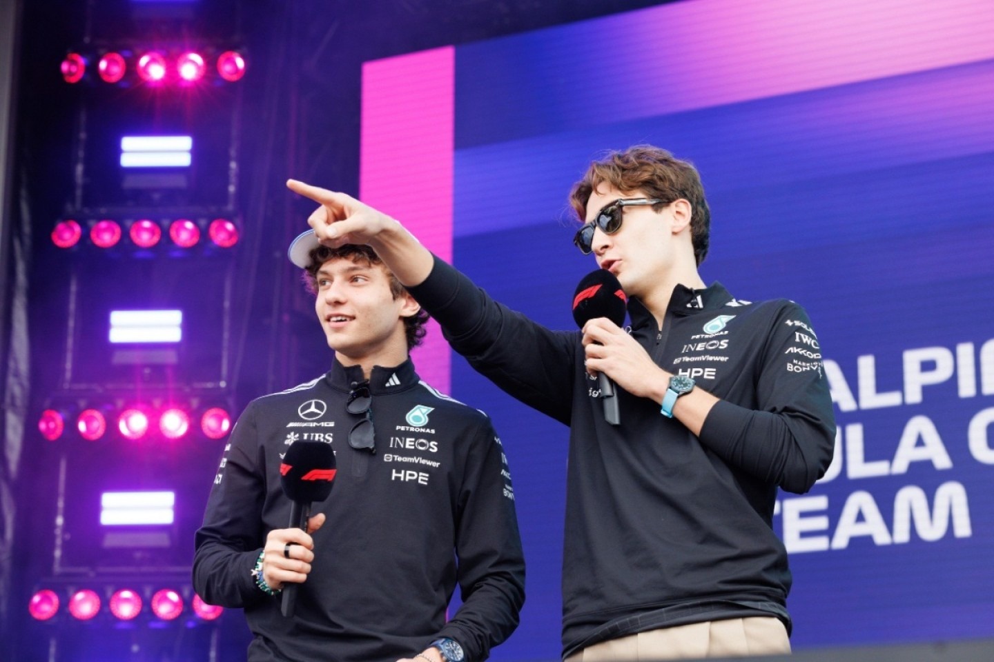 és - A korábbi F1-es szerint Verstappen gondjai most a Mercedes kezére játszanak