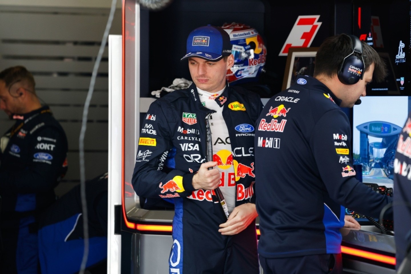  és  - Verstappen szünetet fontolgat, bizonytalan a jövője a Red Bullnál