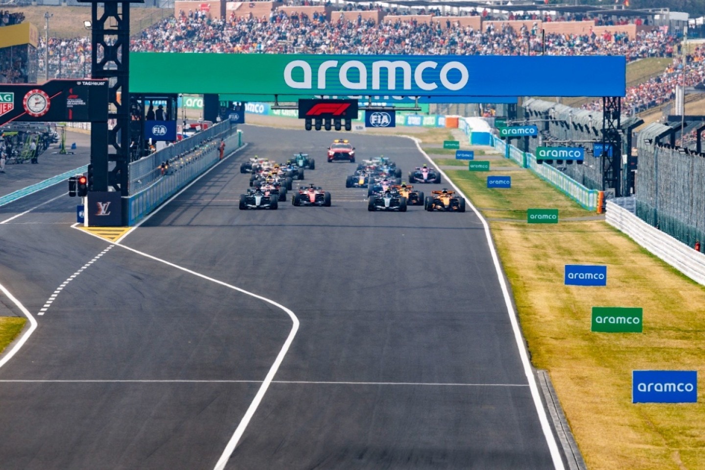  és  - Amikor a szoftver előz a pilóta helyett: hatalmas technikai csapdába lépett az F1?