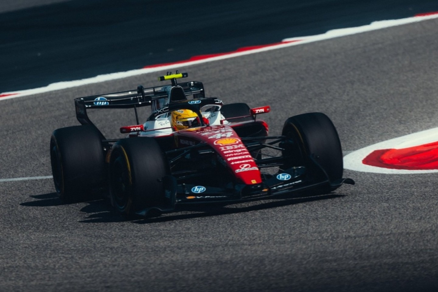  és  - Ferrari-offenzíva Miamiban: új padló, új szárny, motorfronton is jöhet a fordulat