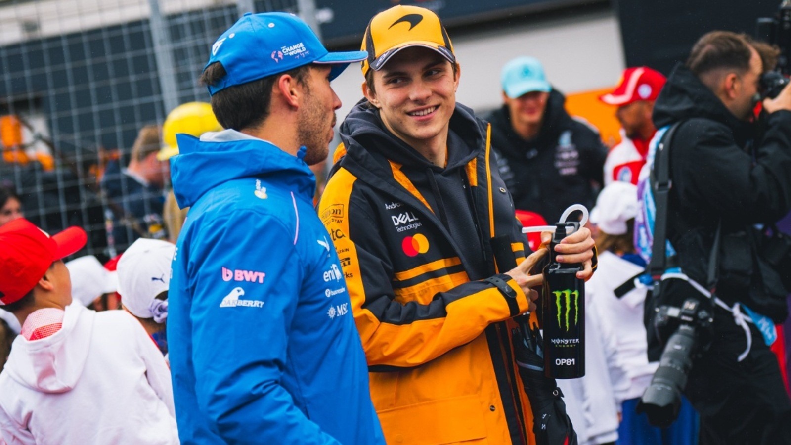 és - Piastri egyelőre tagad, a paddock szerint viszont nagyon közeledik a Red Bull visszautasíthatatlan ajánlata