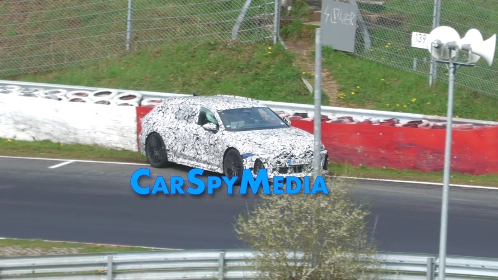 Még be sem mutatták, de már falnak csapódott az új Audi RS 6 a Nürburgringen (videó)