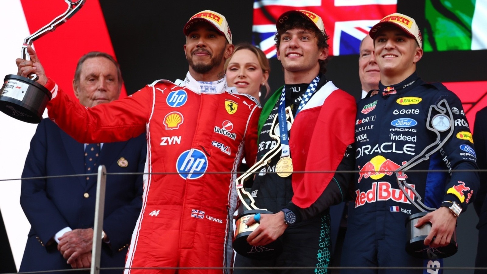 és - Hamilton újra fellobbantotta a Ferrari-lázat, az olaszok mégis megosztottak