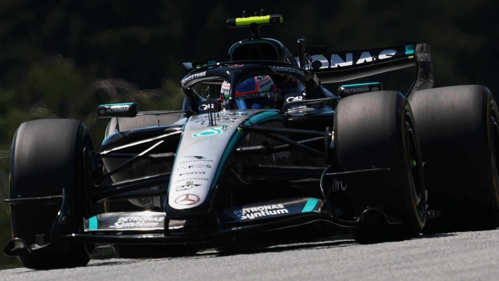  és  - Osztrák Nagydíj: Antonelli vitte az FP2-t, a McLaren közel, a Ferrari viszont távol a Mercedestől