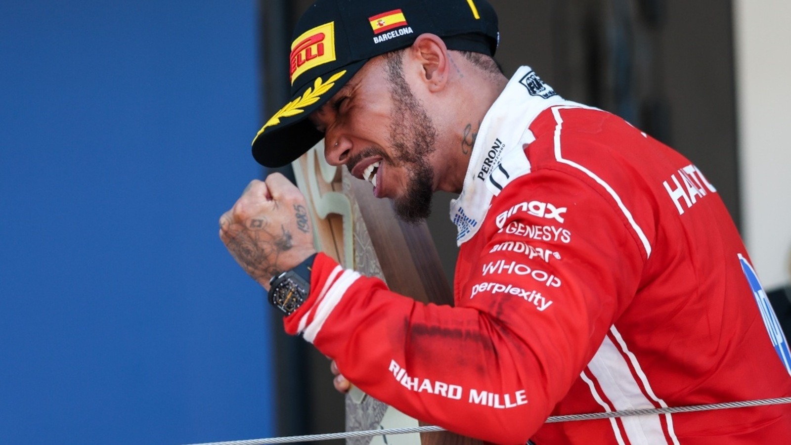és - Örülhet a Ferrari, Hamilton egyetlen győzelemmel visszahozhatta éves fizetésének felét