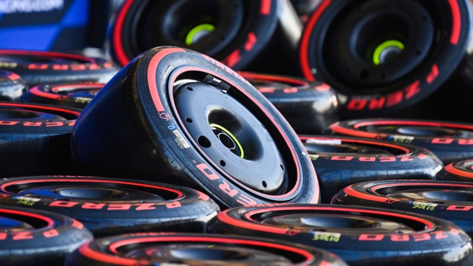 Pirelli: Ha az időjárás nem szól közbe, egyetlen kiállás is elég lehet