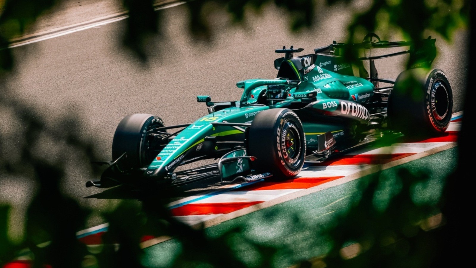 és - Tizenegy kört bírt ki az Aston Martin új csodafegyvere a Hungaroringen