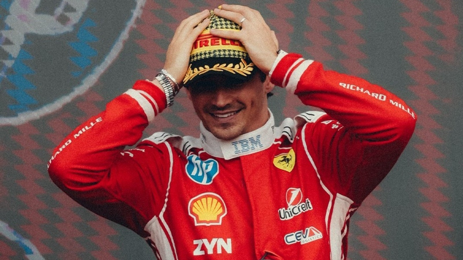 és - Vasseur kiosztotta a kritikusokat a Ferrari történelmi sikere után Leclerc miatt
