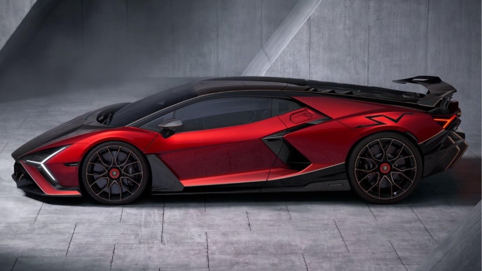 Bemutatkozott a legdurvább Lamborghini, ami valaha elhagyta a gyárat