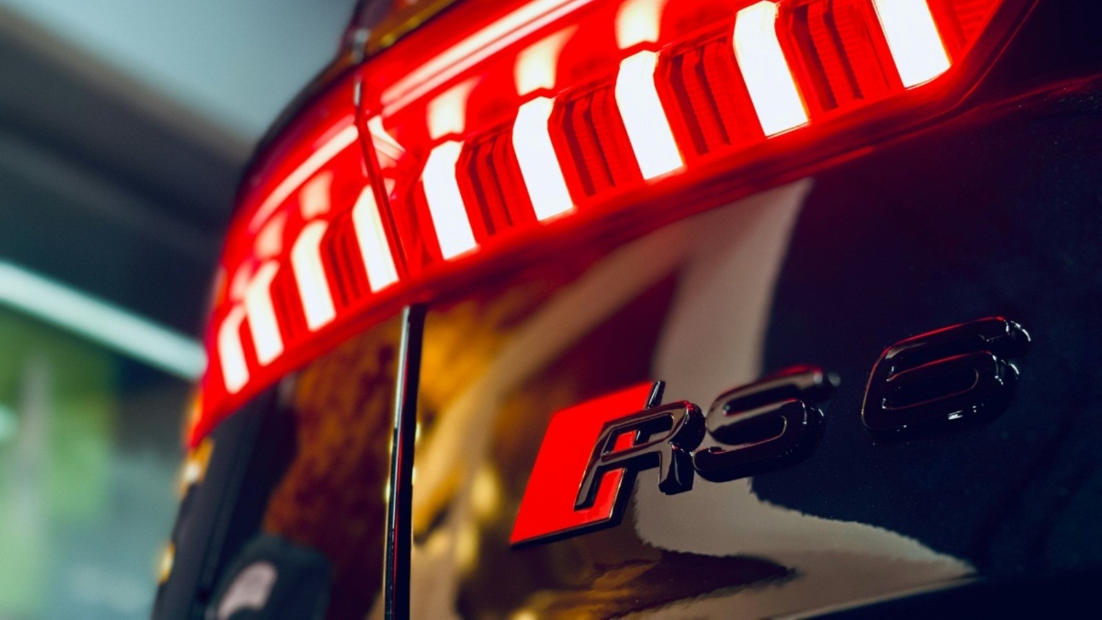 Súlyos csapást mérhet a BMW M5-re az új Audi RS6