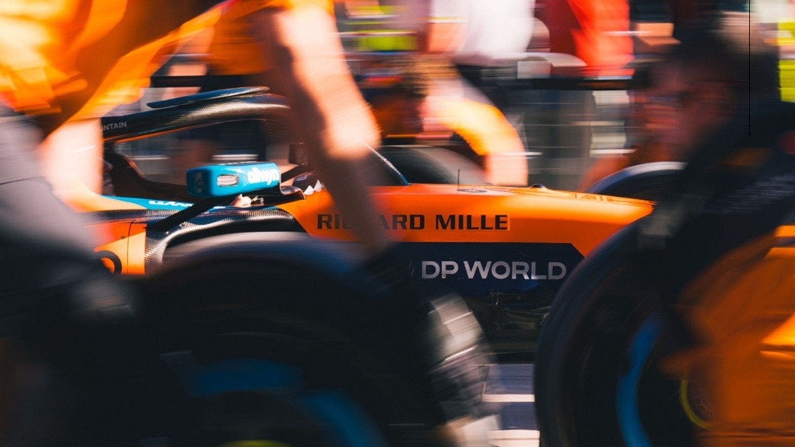 és - A McLaren finoman jelezte Piastrinak, ideje összeszednie magát, mert ez kevés