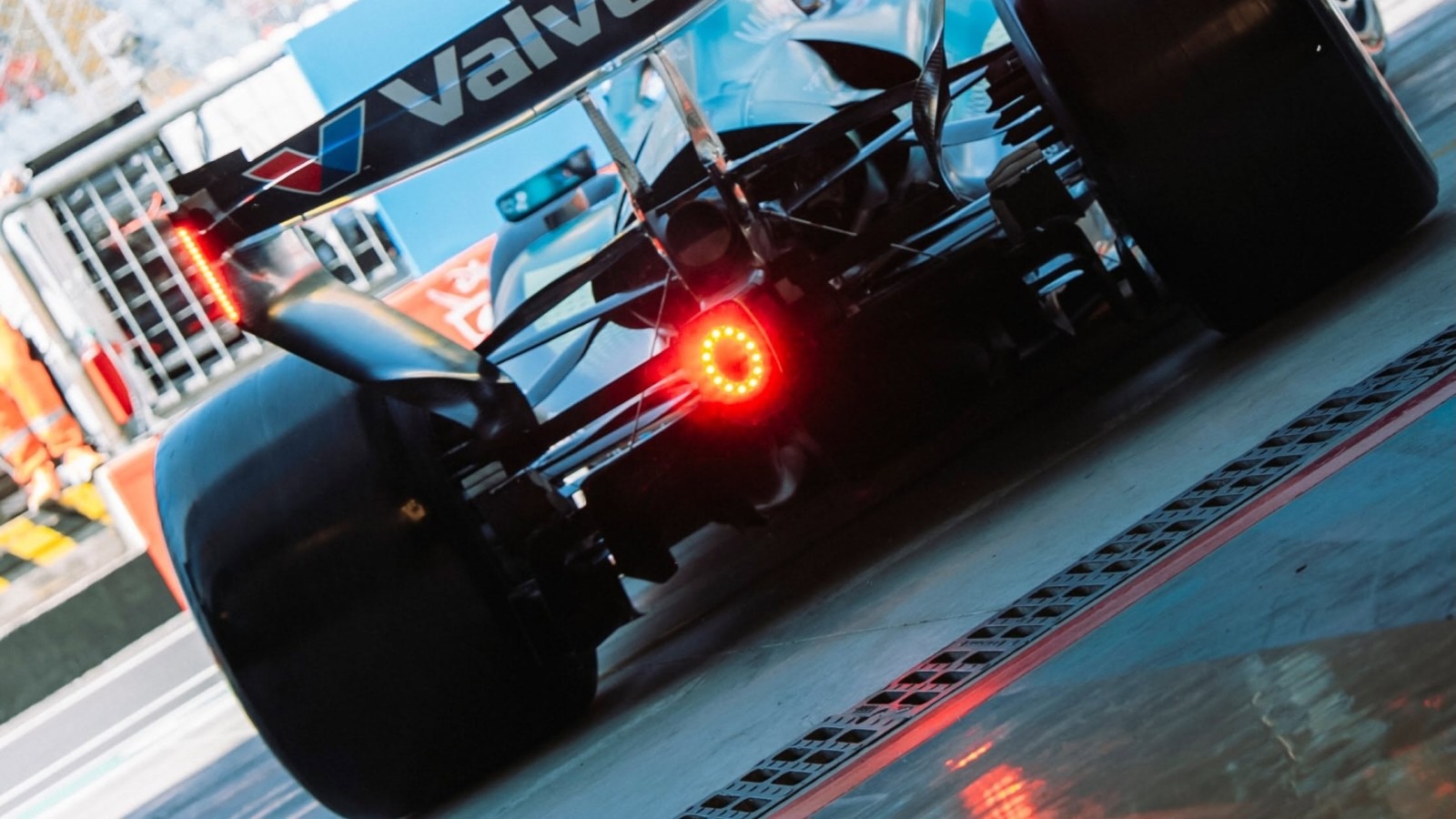  és  - Alonso szavai után azonnal lépnie kellett a Hondának
