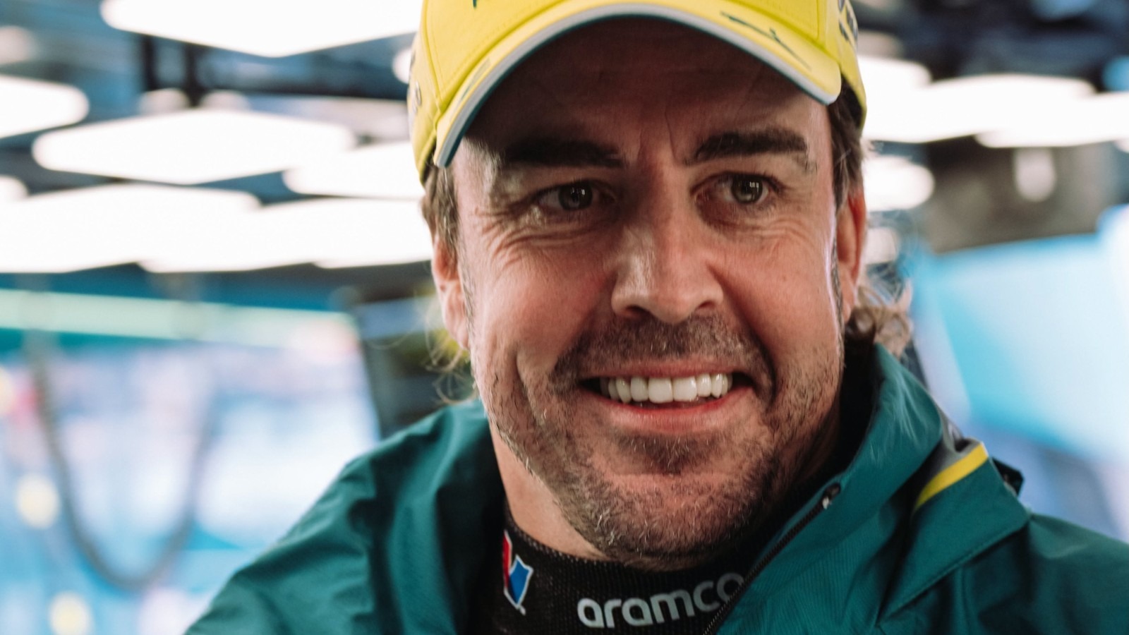  - 5 perc alatt dőlt el Fernando Alonso jövője az F1-ben