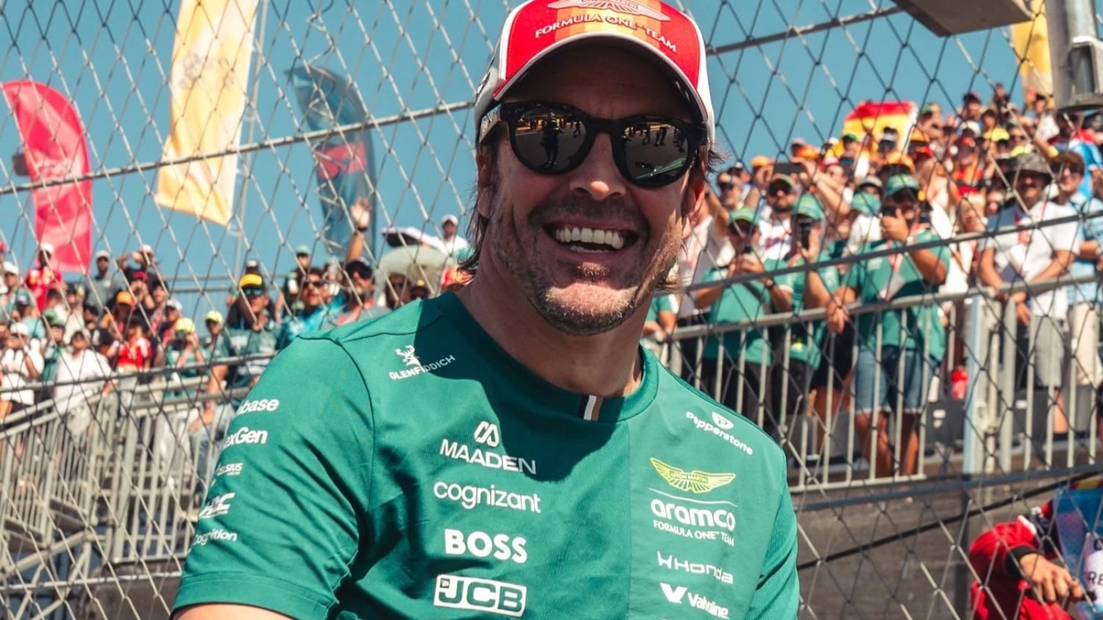 és - Ezzel a videóval hozta rá a frászt a szurkolókra Fernando Alonso