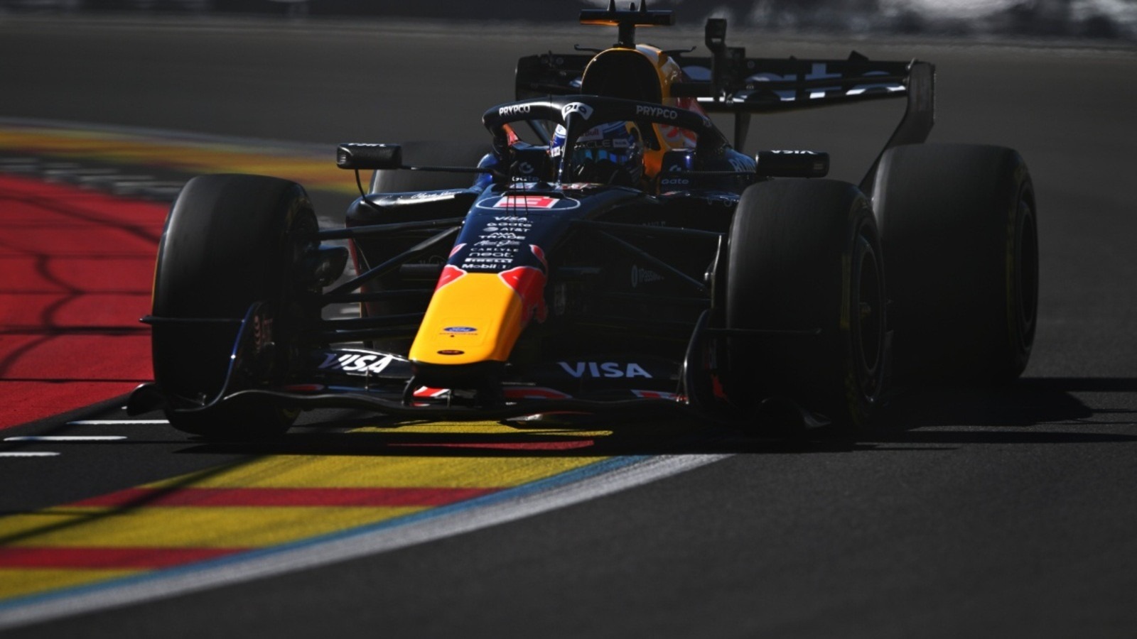 - Verstappen már megint odakeveredett a legjobbak közé
