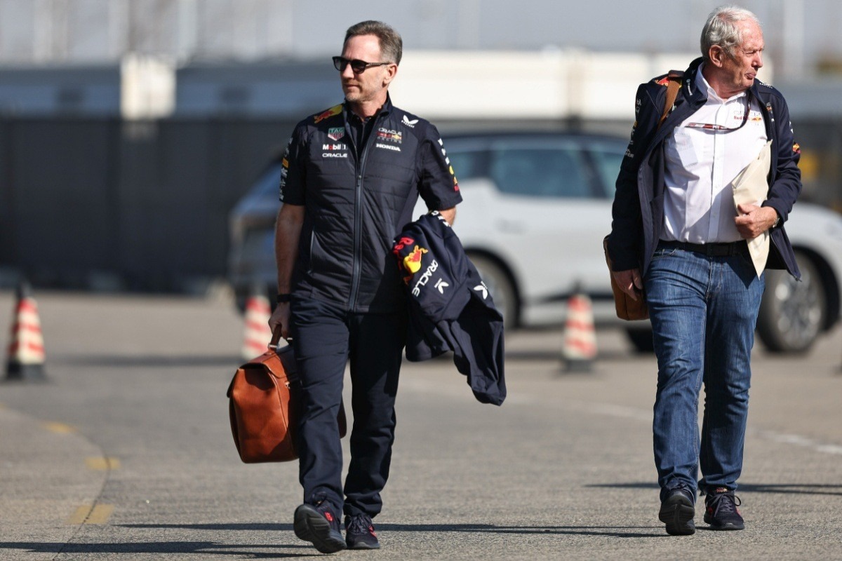 Felfoghatatlan összegű kártérítéssel engedte el a Red Bull Hornert, már 2026-ban visszatérhet az F1-be!