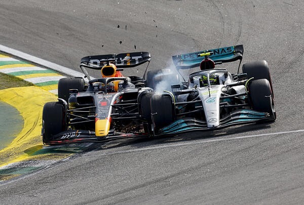  és  - Verstappen Hamiltonról: „Azt hittem, ezen már túl vagyunk...”