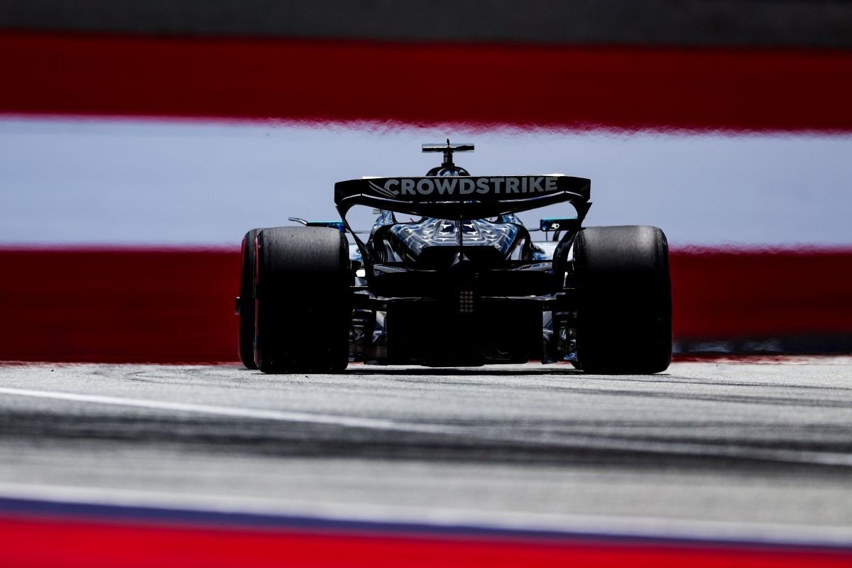  és  - Ki szerzi meg a szigetország következő F1-es világbajnoki címét?