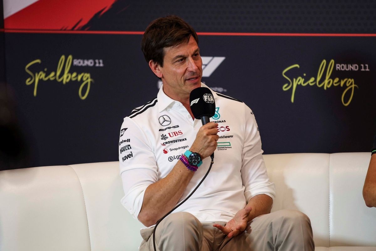  és  - Wolff rejtélyes válasza a Verstappen-kérdésre!