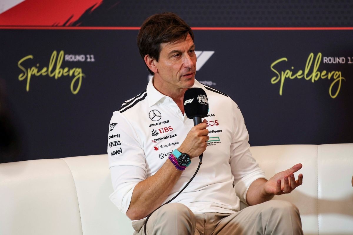  és  - Wolff: Senki sem tudja, ki lesz erős a 2026-os F1-ben