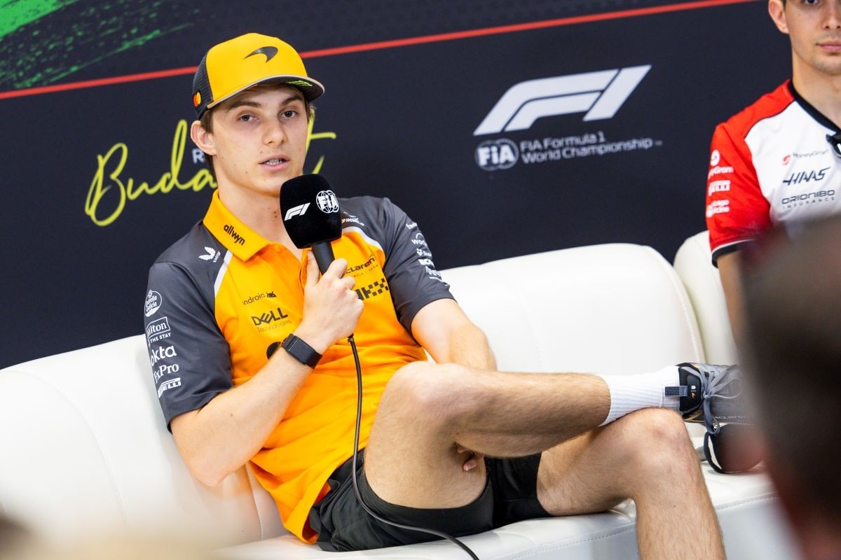 és - Piastri a leggyorsabb az FP3-ban, Verstappen továbbra is szenved