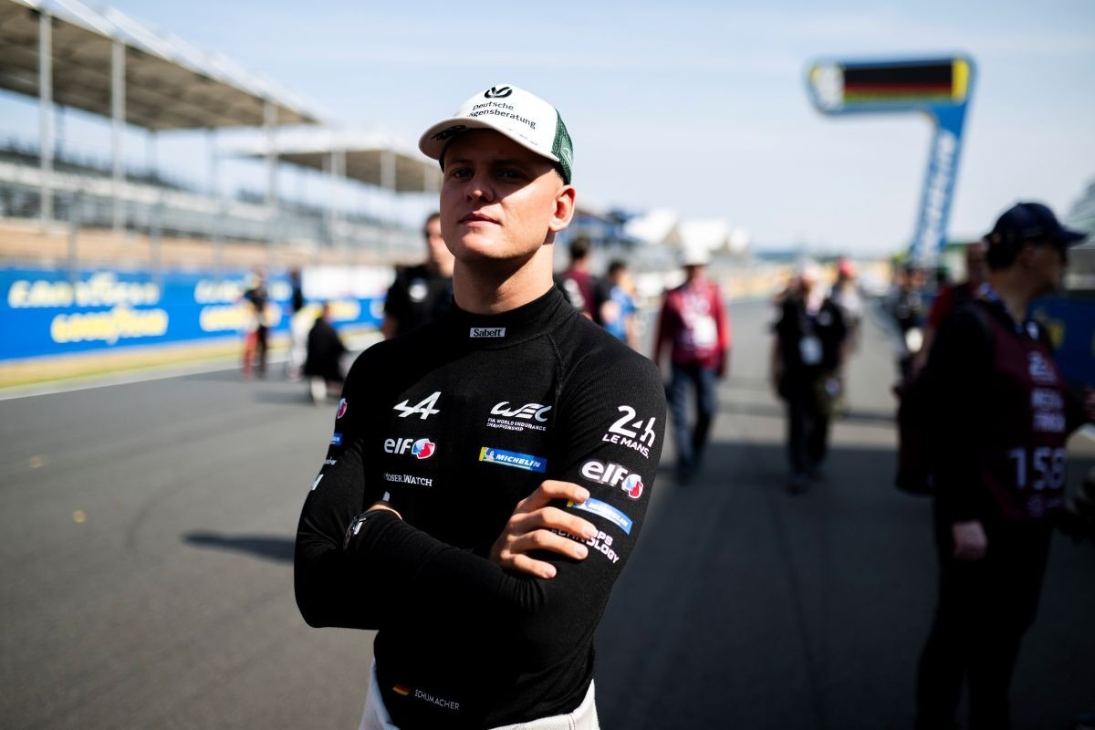és - Villeneuve lesújtó véleménye Mick Schumacherről: "Semmi ok arra, hogy őt válasszák"