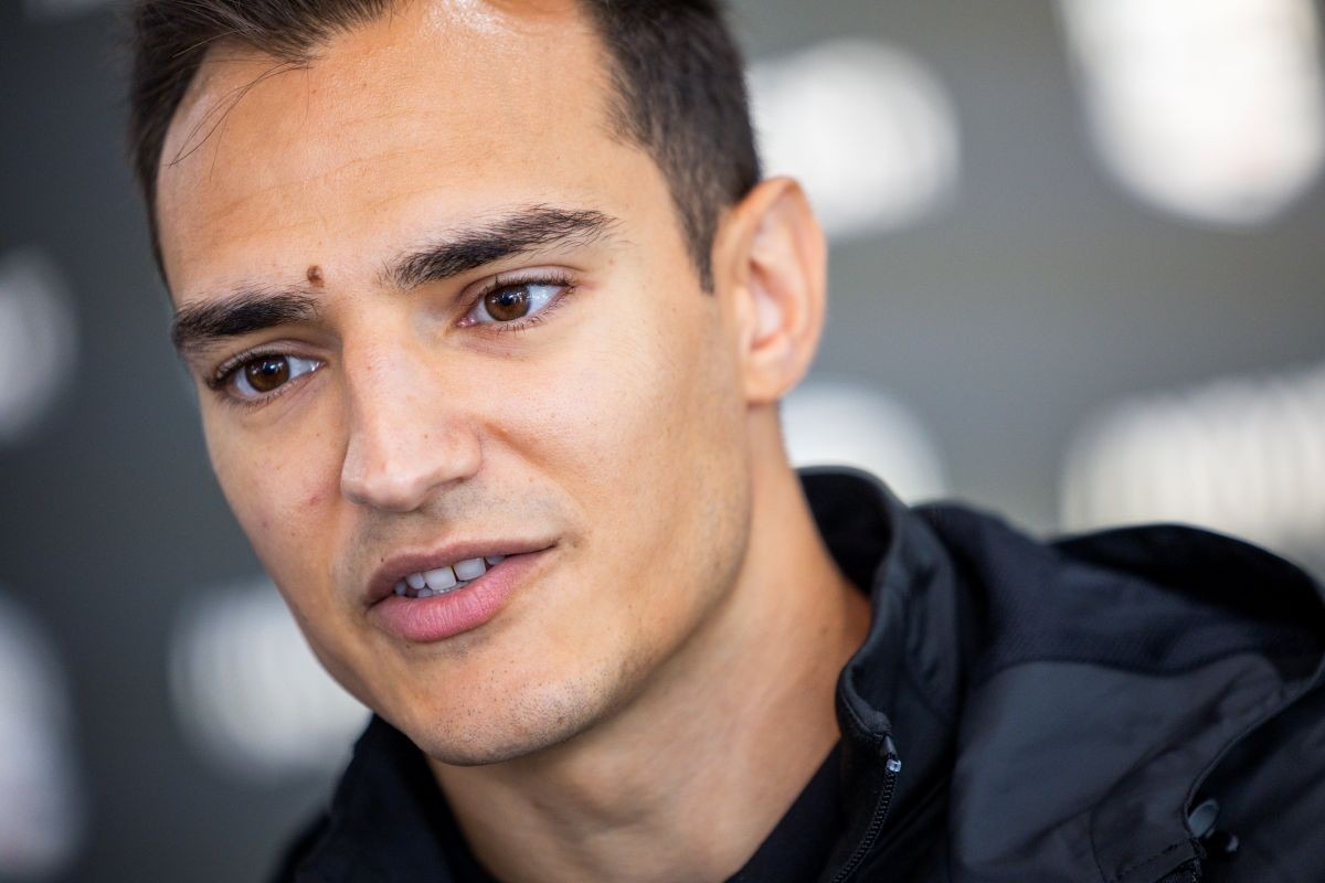  és  - Alex Palou reagált, elmondta, tényleg megkereste-e a Red Bull!