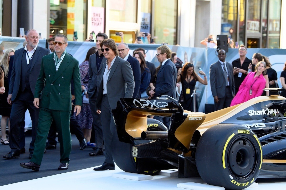 A COTA főnöke szerint örülhet Hollywood, amiért Brad Pitt csak későn fedezte fel a motorsportot
