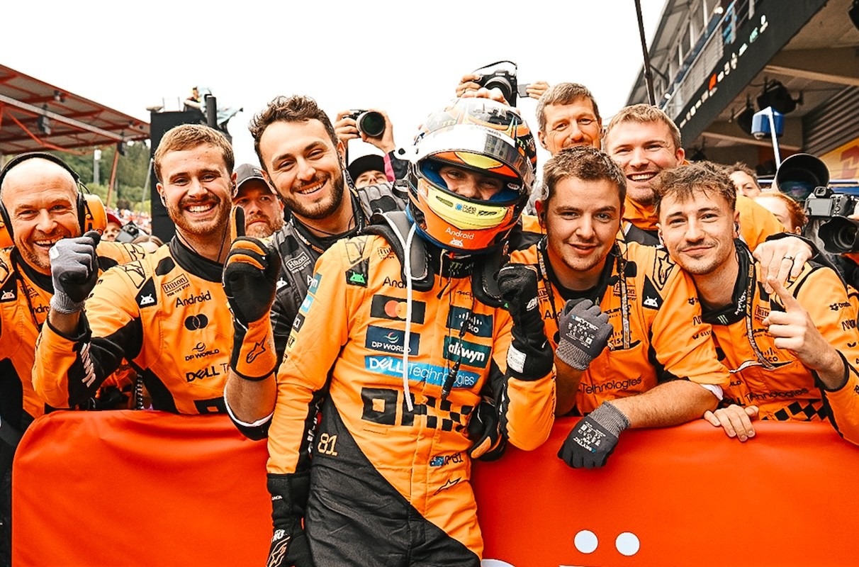  és  - A nyári szünet előtti utolsó nagy dobására készül a McLaren