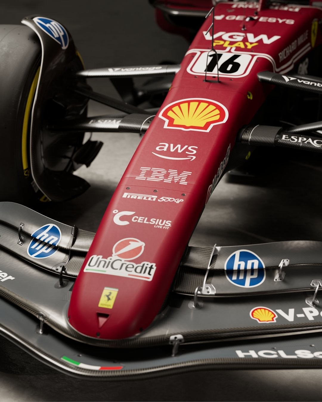  és  - Különleges, Lauda-ihletésű festéssel versenyez a Ferrari az F1-es Olasz Nagydíjon! - hivatalos